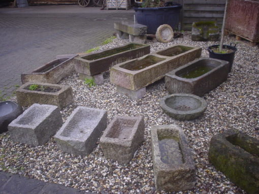Alte Futtertröge aus Granit – Bild 4