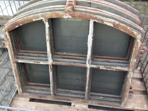 8x Fenster aus Gusseisen