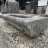Historischer Blaustein-Pferdetrog mit Profil