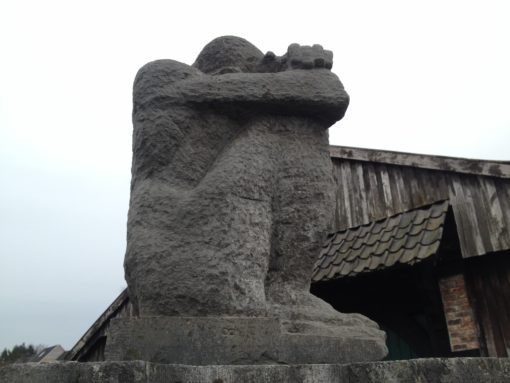 Säule mit Skulptur – Bild 3