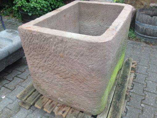 Sandsteintrog 100x70x72cm hoch – Bild 3