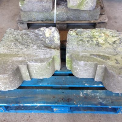 Paar Blaustein Konsolen