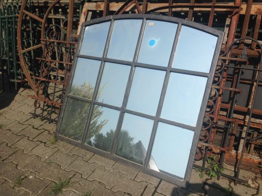 Fenster Gusseisen, verspiegelt 118 x 113cm hoch