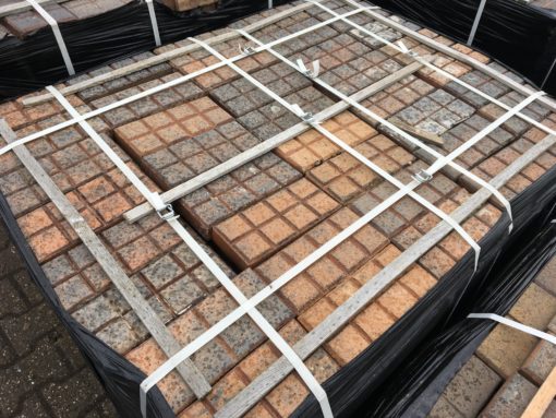300qm Alte Münchner Gehwegplatten 14x14cm aus Rückbau – Bild 6