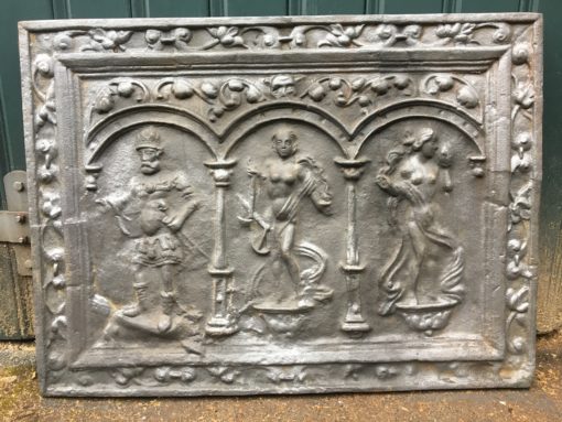 Takenplatte- Kaminplatte  Fortitudo,Justitia,Prudentia