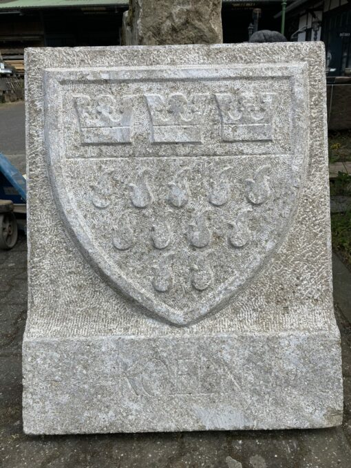 Steinmetzarbeit Wappen Köln