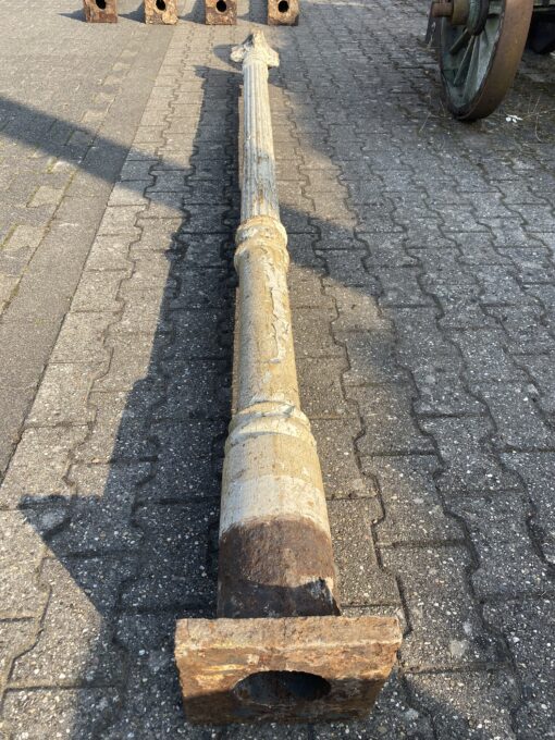 Kannelierte Säule 300cm aus Starnberger Villa – Bild 2
