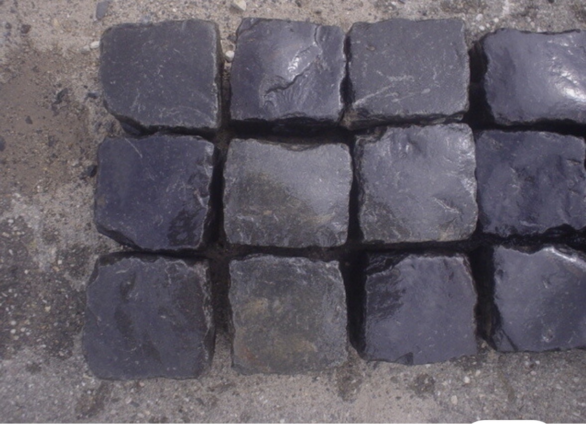 Angebot : Blaubasalt 9/11 Streckenlieferung